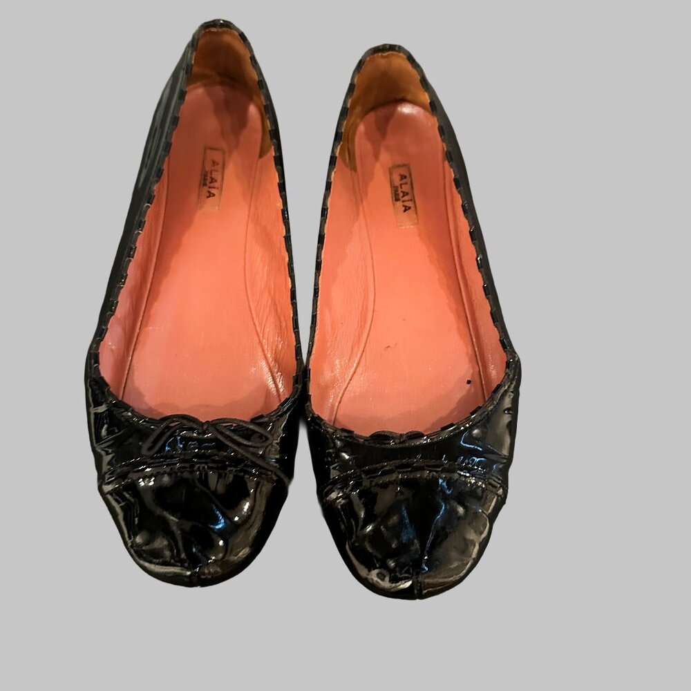 Authentic Alaïa Patent Leather Ballet Flats – Parisian Luxury & Timeless Eleganc